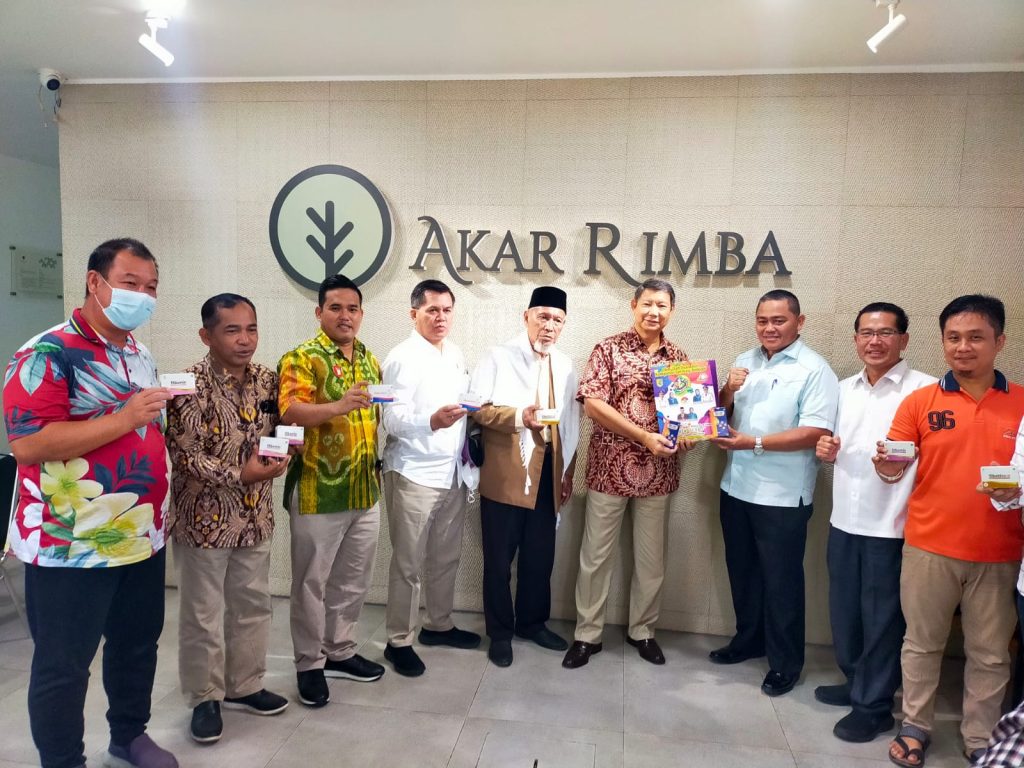 Hashim Djojohadikusumo Appreciates and Praises PT Akar Rimba Snakehead Fish Cultivation