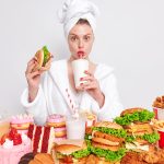 10 Contoh Bahaya Makanan Junk Food untuk Kesehatan Jangka Panjang yang Perlu Anda Tahu!