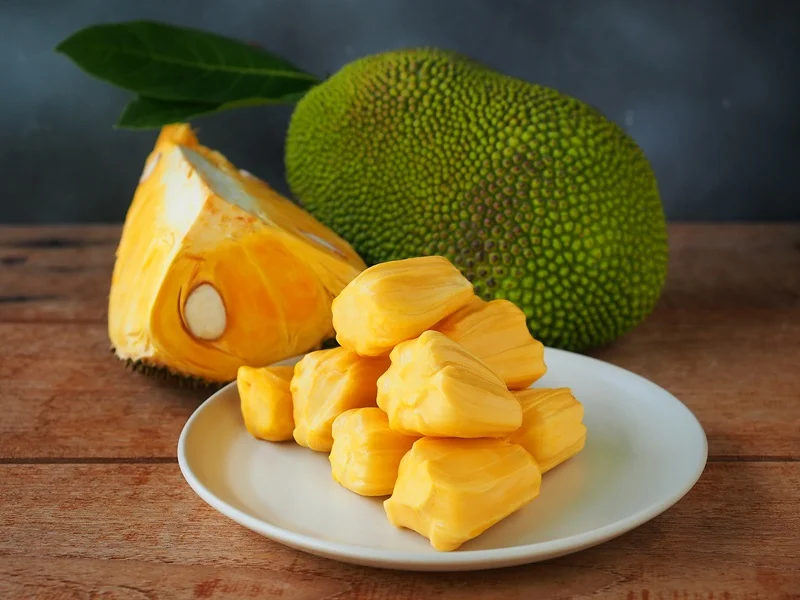 Gambar-1-bolehkah-ibu-menyusui-makan-nangka